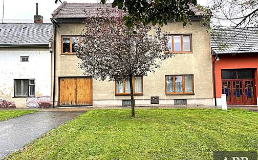 Prodej domu 143 m² s pozemkem 588 m², Dolní, Tlumačov, okres Zlín