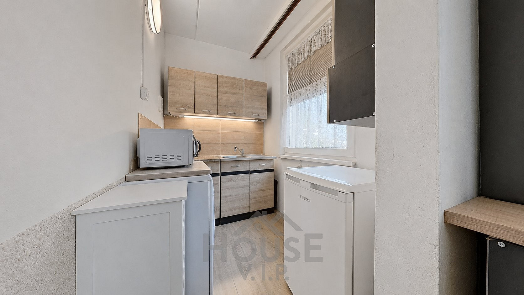 Prodej bytu 1+1 30 m² – fotografie 2