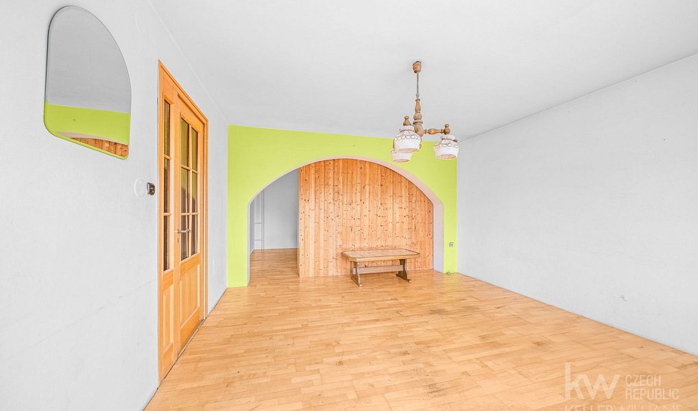 Prodej domu 570 m² s pozemkem 968 m², Železná Ruda – náhled fotky 4