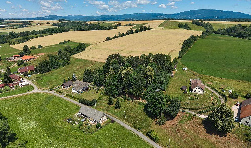 Prodej stavebního pozemku 1 849 m², Horní Olešnice – náhled fotky 2