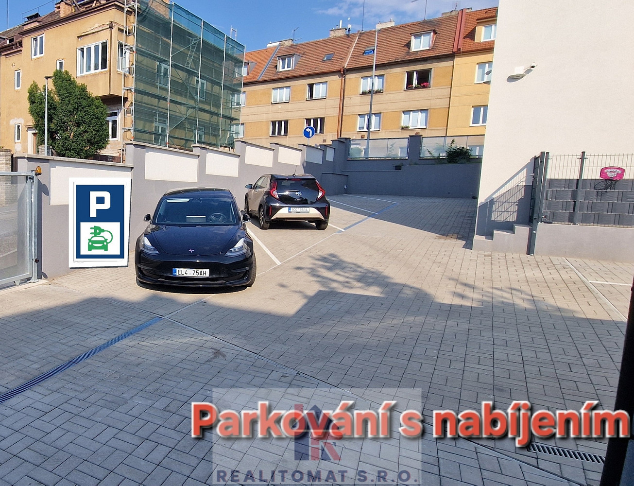 Prodej, parkovací stání, 15 m2, Praha 5, Motol