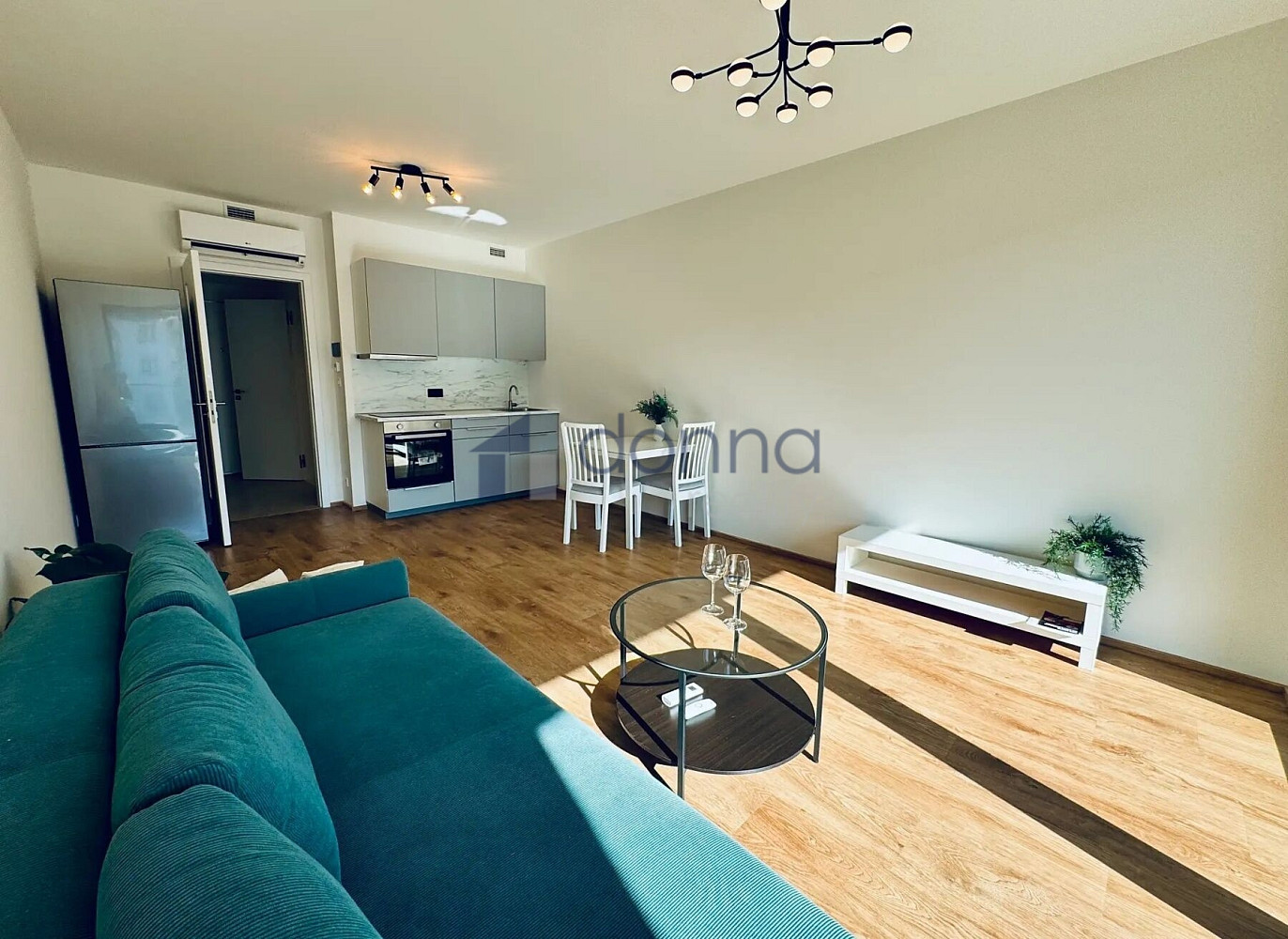 Pronájem bytu 1+kk 33 m² – pohled 4