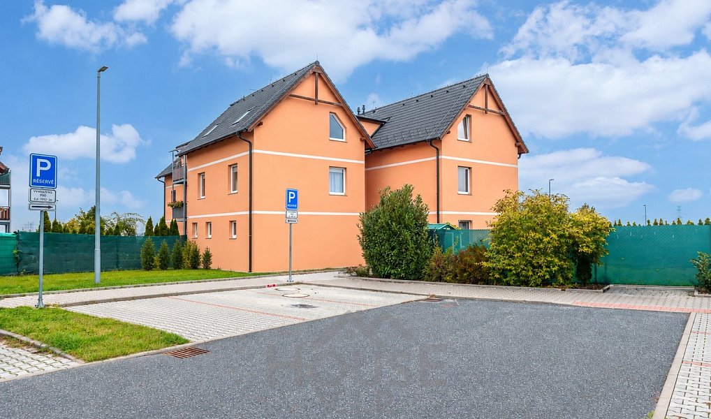 Prodej bytu 3+1 65 m², Nehvizdy – náhled fotky 3