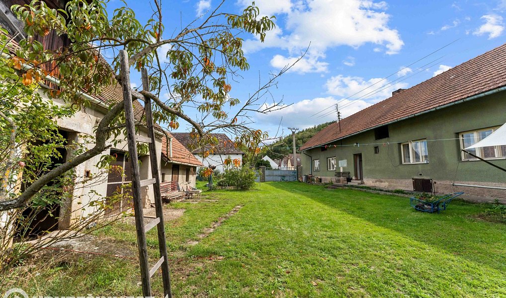 Prodej domu 140 m² s pozemkem 1 886 m², Nižbor – náhled fotky 20
