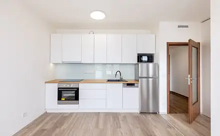 Pronájem bytu 1+kk 29 m², U hostivařského nádraží, Praha 10 - Hostivař