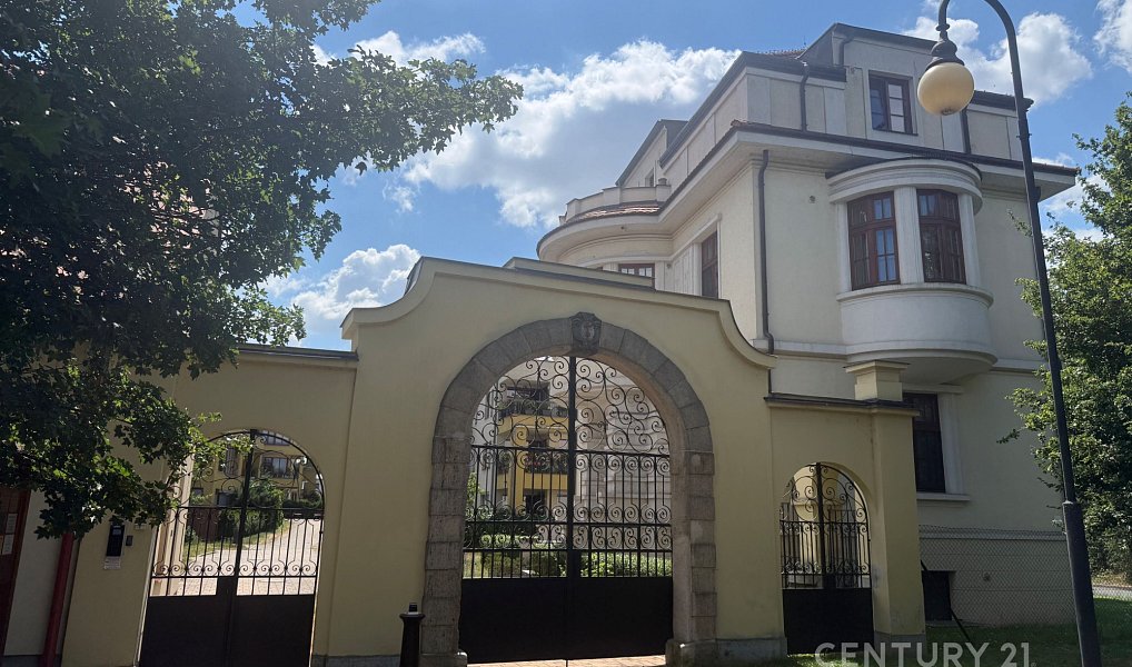 Pronájem bytu 3+kk 95 m², Praha – náhled fotky 10