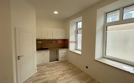 Pronájem bytu 1+kk 17 m², Hořice, okres Jičín