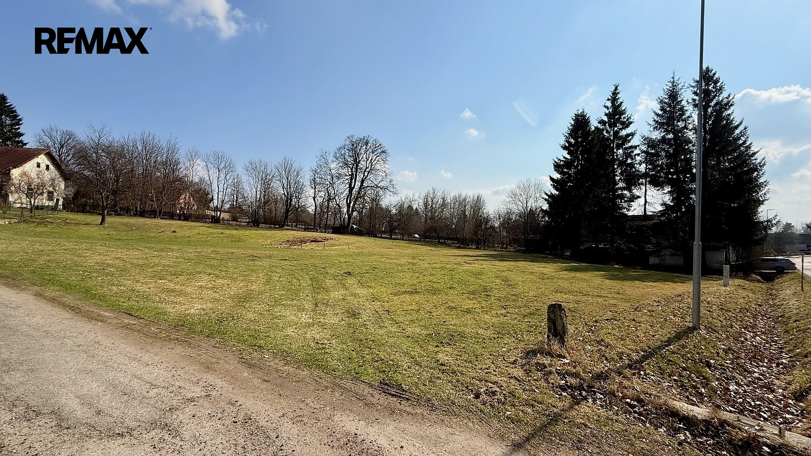 Prodej stavebního pozemku 1 324 m² — photo 4