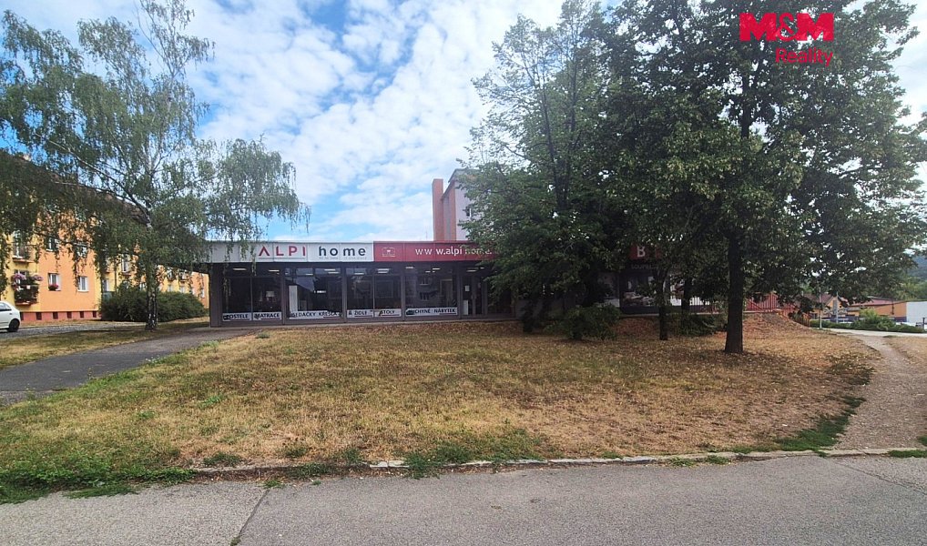 Prodej obchodních prostor 468 m², Beroun – náhled fotky 2