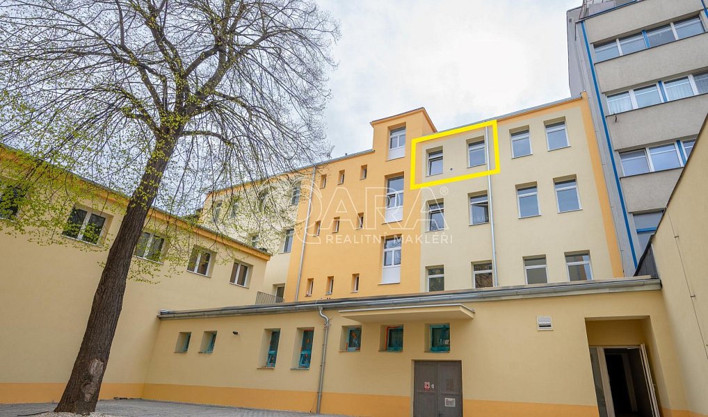 Pronájem bytu 1+kk 26 m², Přerov – náhled fotky 9
