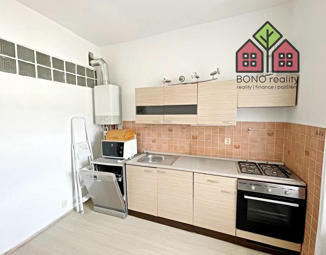 Pronájem bytu 3+1 75 m² – fotografie 5