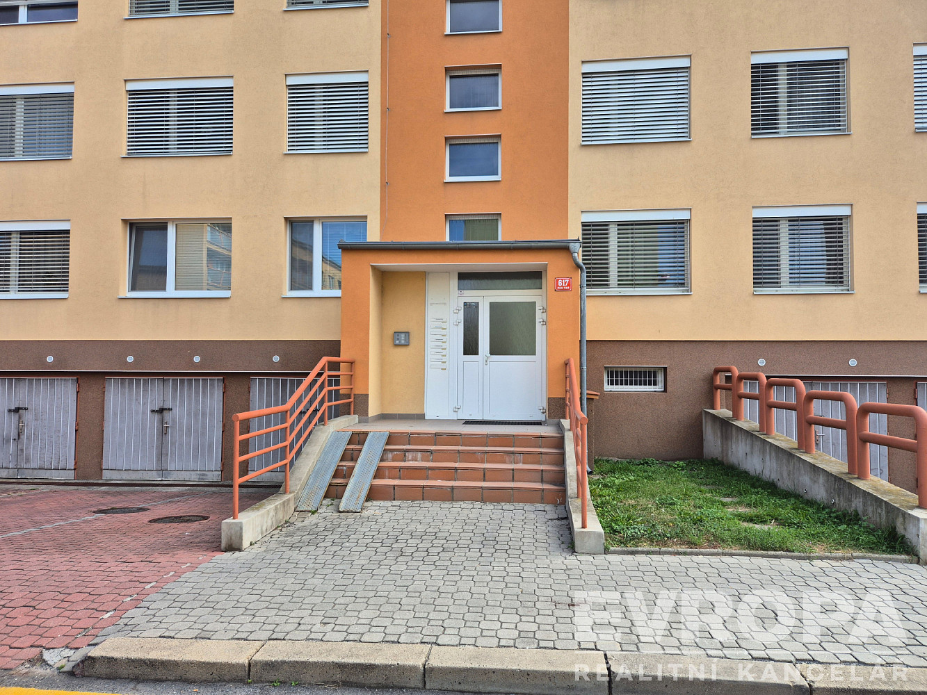 Pronájem bytu 5+1 100 m² – fotografie 5