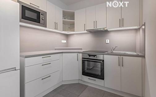 Pronájem bytu 1+1 42 m², Vítězslava Nováka, Znojmo