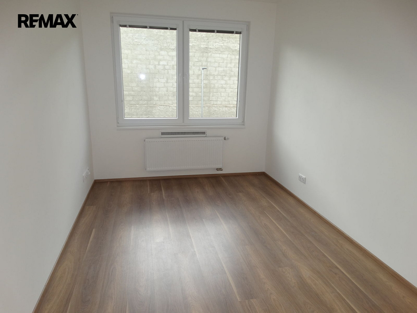Pronájem bytu 2+kk 50 m² – fotografie 4