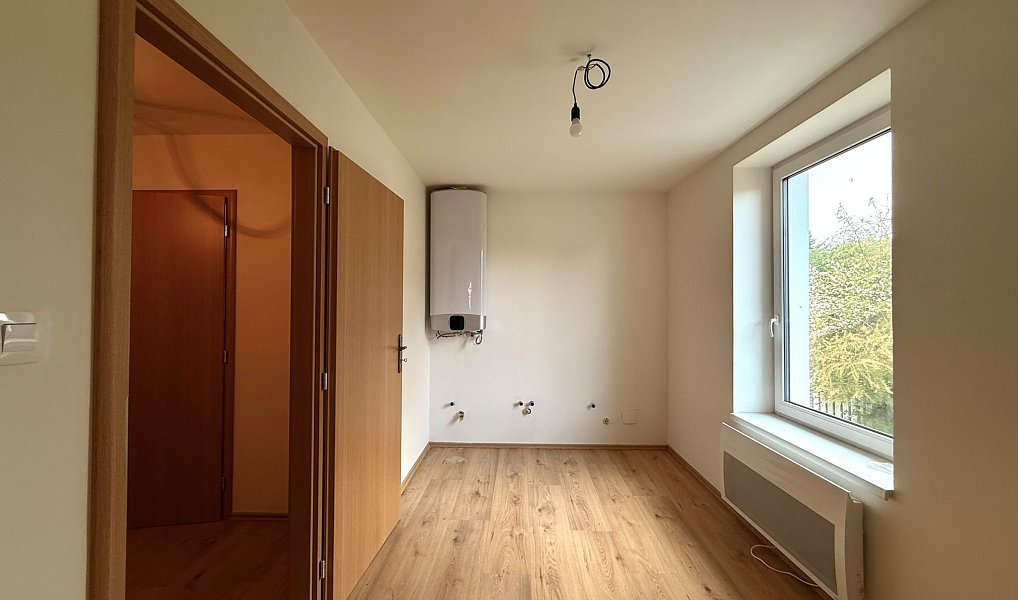 Prodej bytu 3+1 88 m², Praha – náhled fotky 3