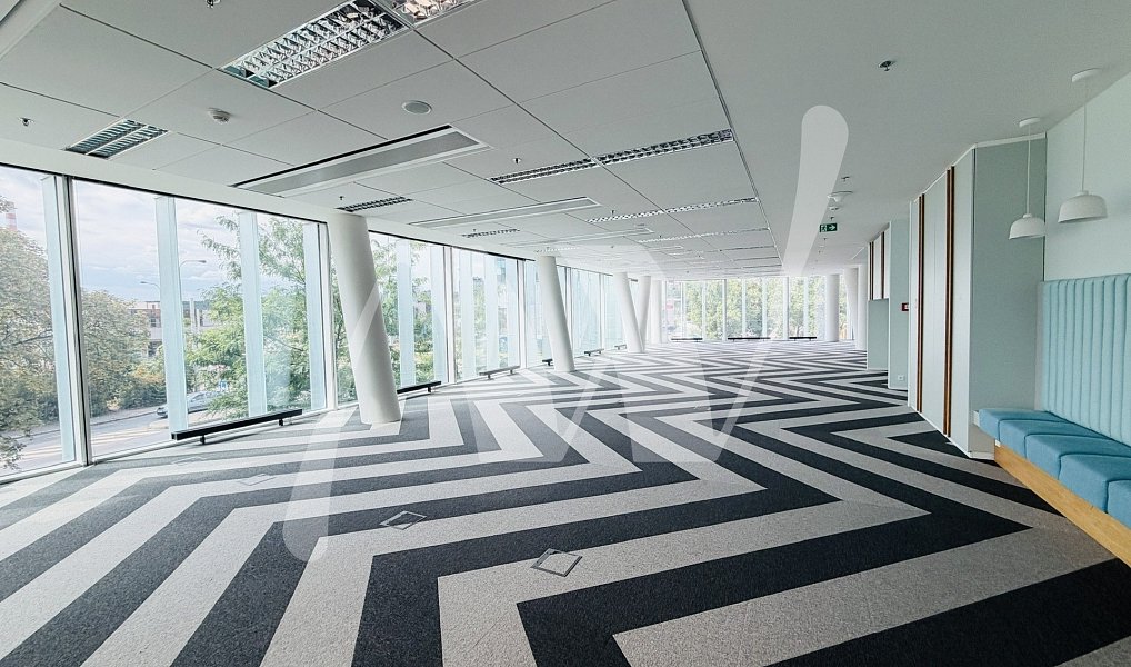 Pronájem kanceláře 648 m², Praha – náhled fotky 9