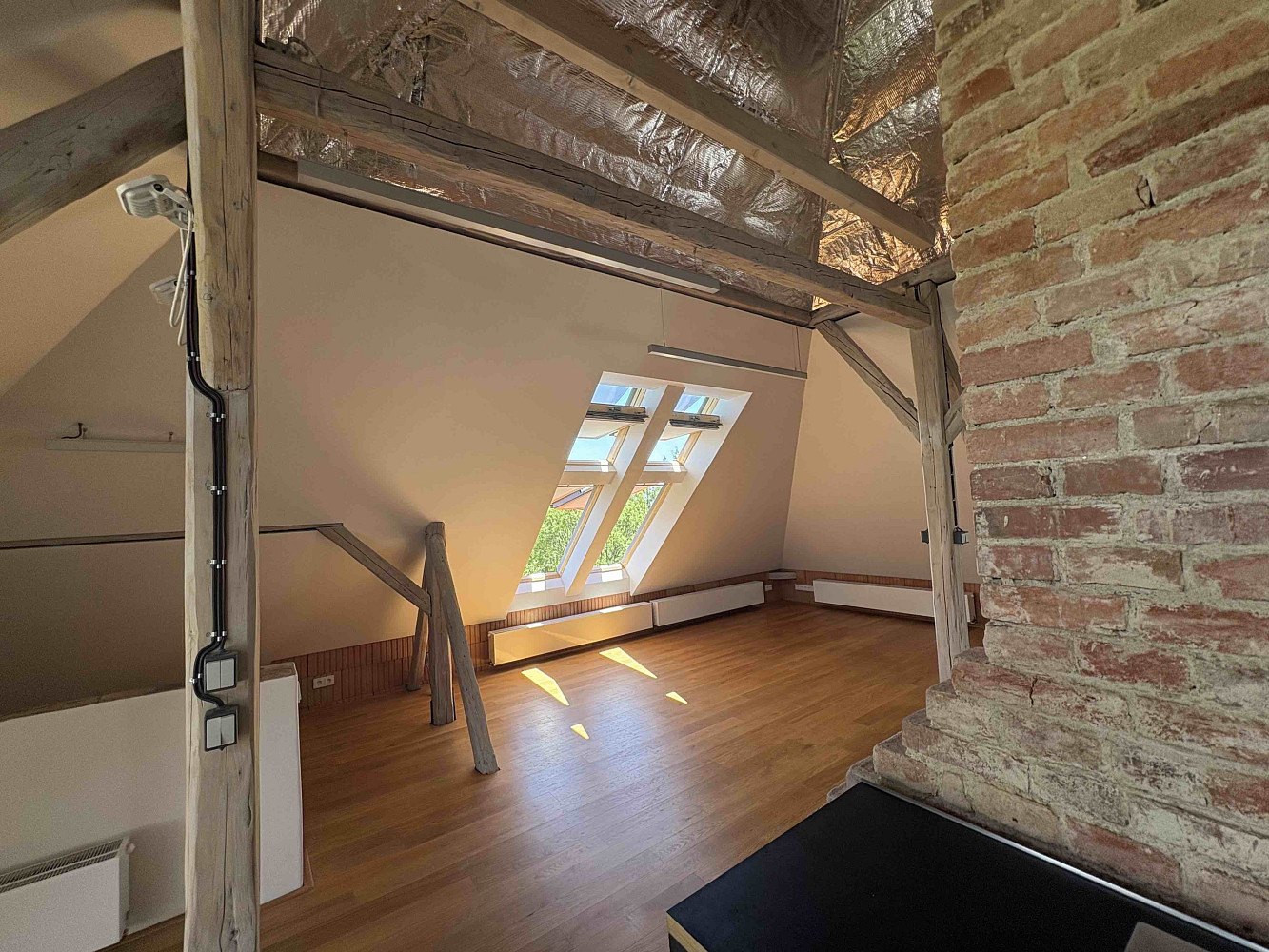Pronájem bytu 3+kk 84 m² – pohled 5
