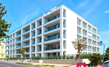 Pronájem bytu 1+kk 34 m², Jarošova, Znojmo