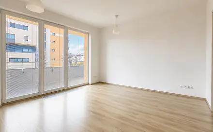 Pronájem bytu 1+kk 35 m²