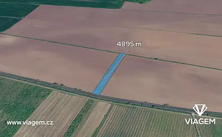 Prodej pole 979 m²