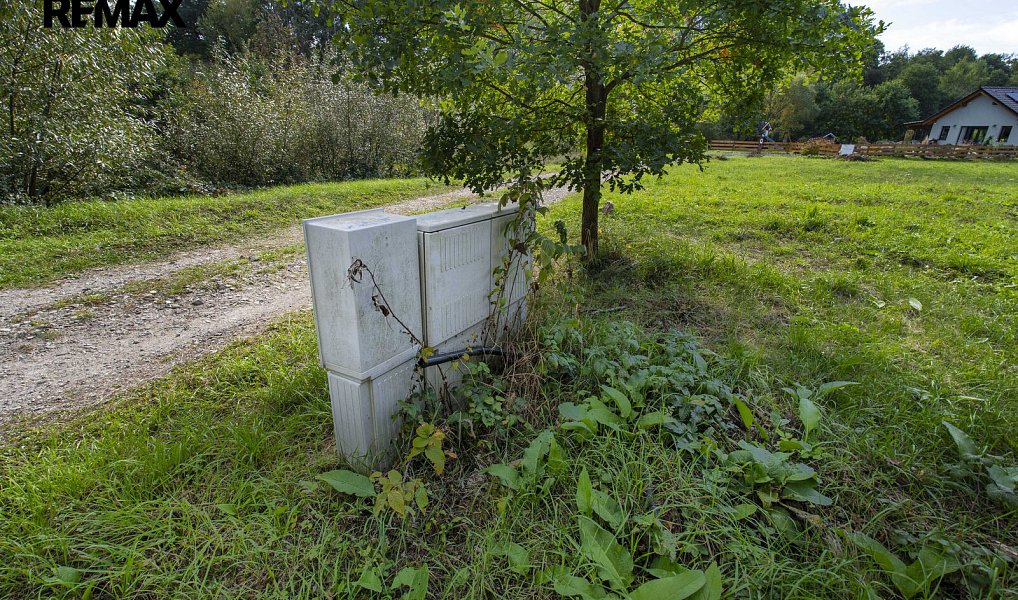 Prodej stavebního pozemku 2 227 m², Sadov – náhled fotky 13