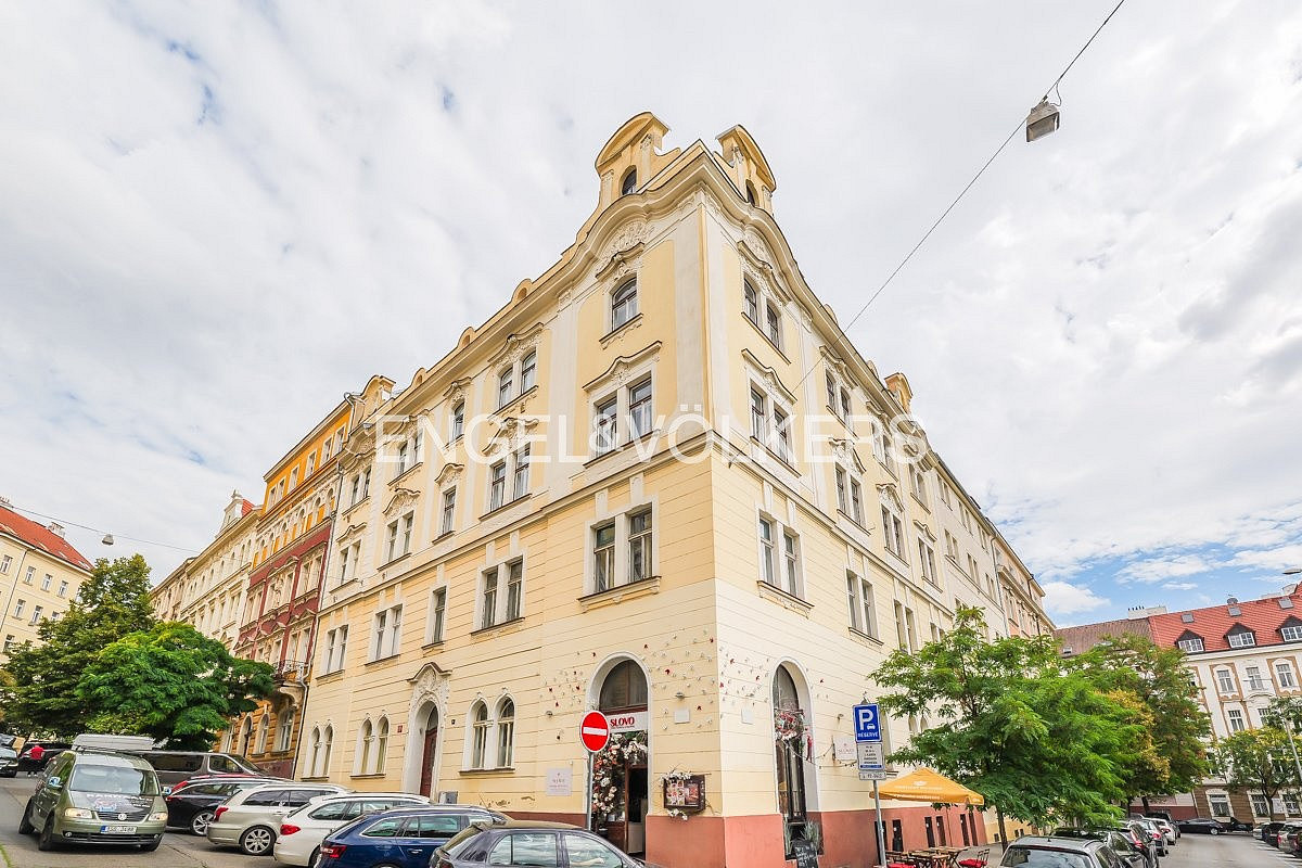 Pronájem restaurace 165 m²
