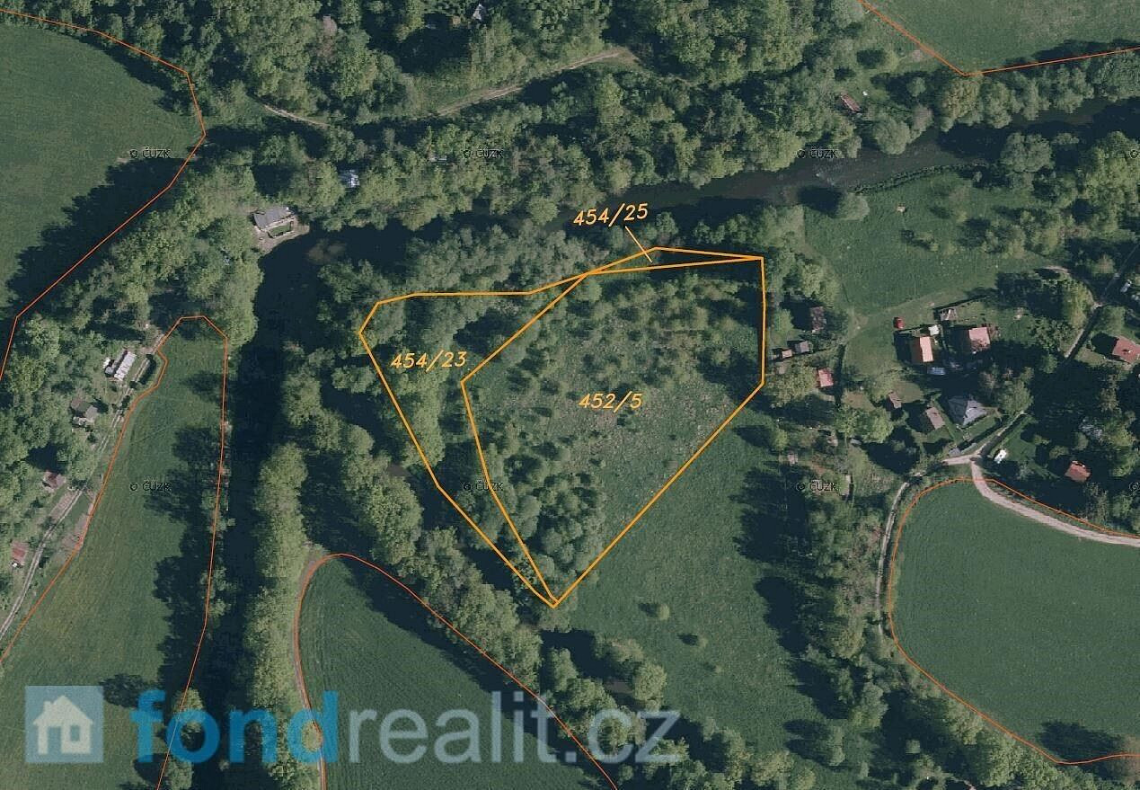 Prodej pozemku 12 879 m² – fotografie 3