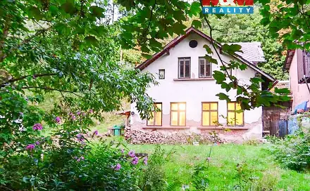 Prodej domu 180 m² s pozemkem 1 842 m², Libštát, okres Semily