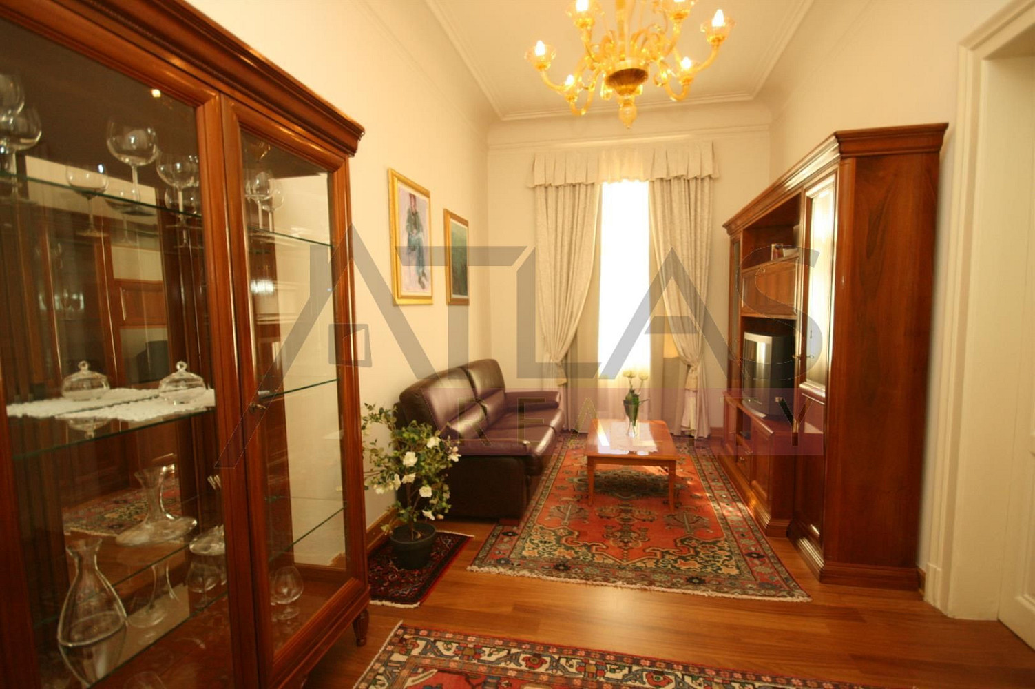 Pronájem bytu 3+kk 77 m² – fotografie 4