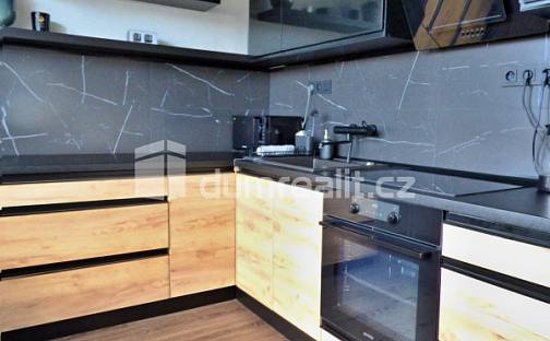 Pronájem bytu 4+1 87 m², Vrchlického, Roudnice nad Labem, okres Litoměřice