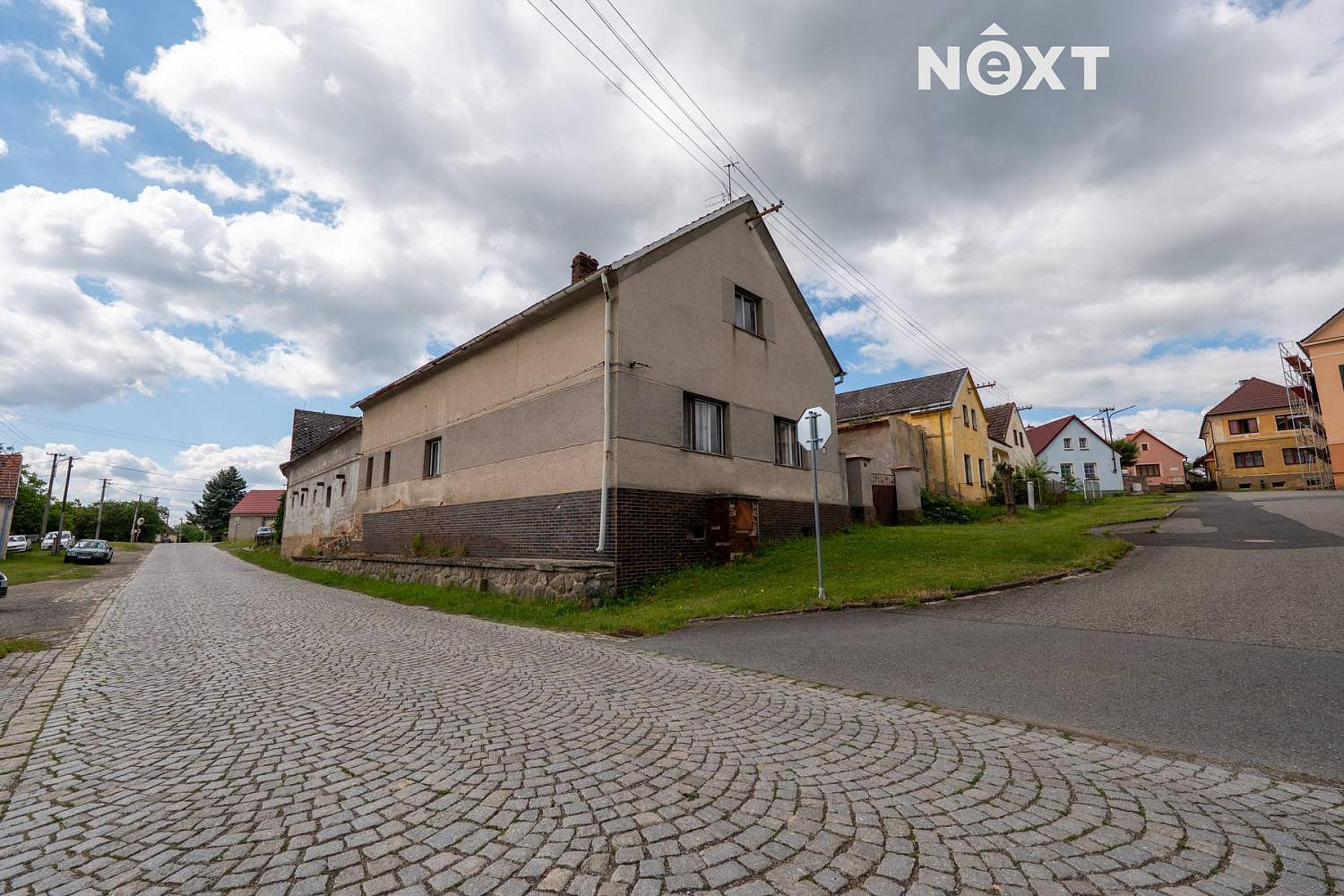 Prodej domu 140 m² s pozemkem 1 061 m²