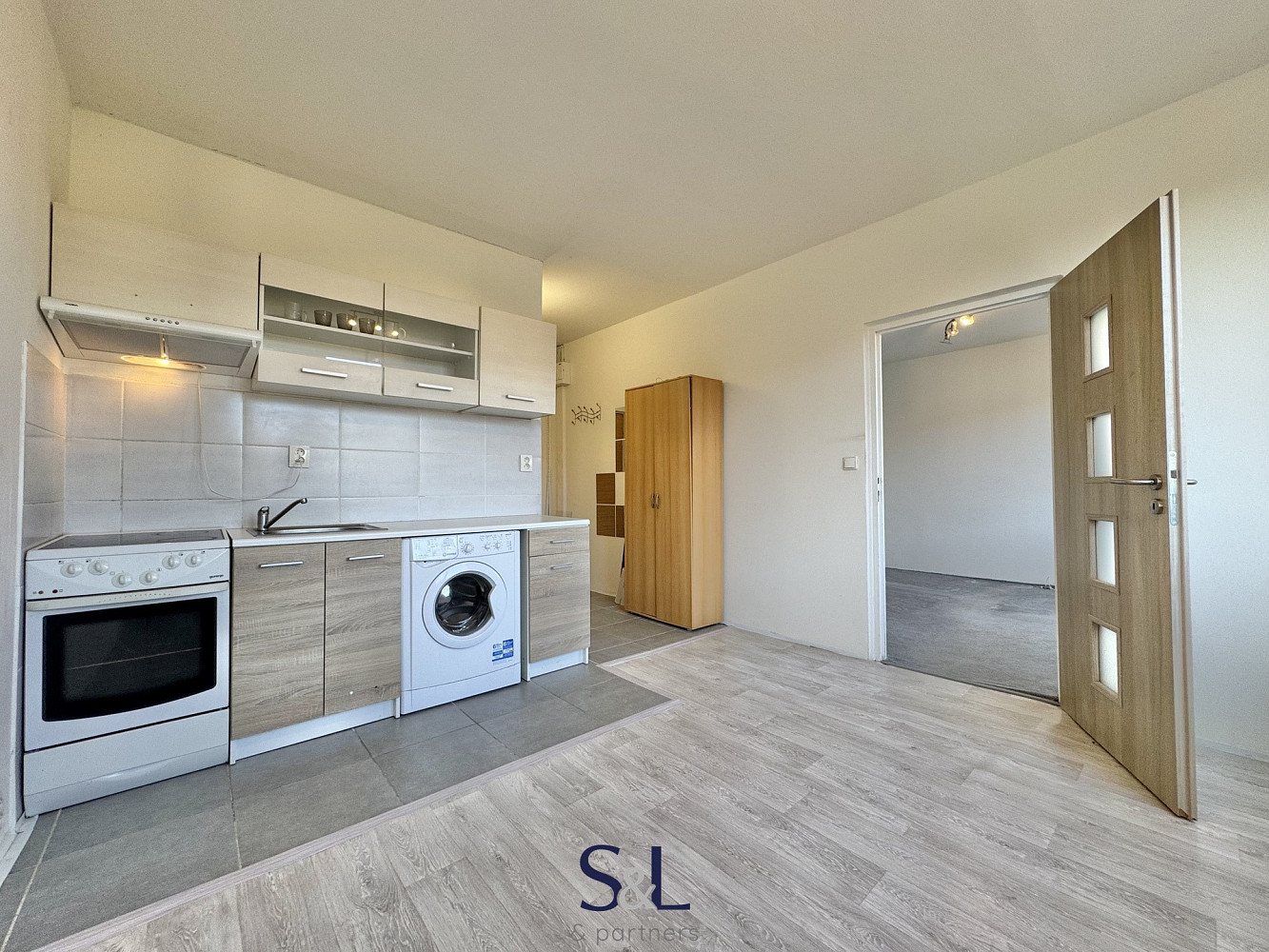 Pronájem bytu 1+1 34 m² – fotografie 3