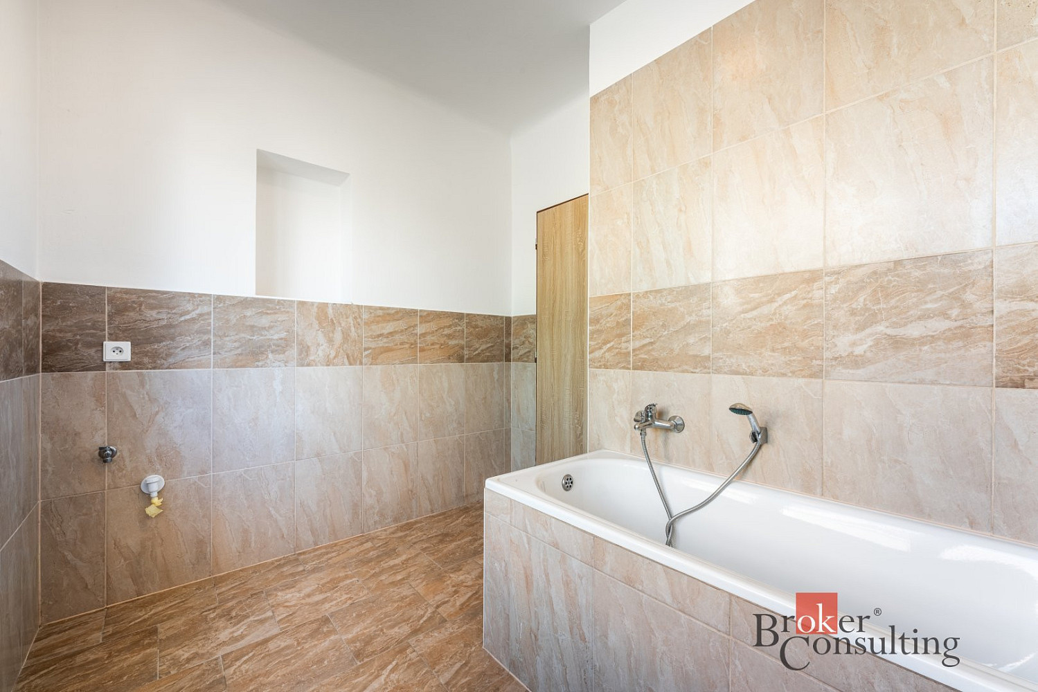 Prodej bytu 1+1 45 m² — photo 3