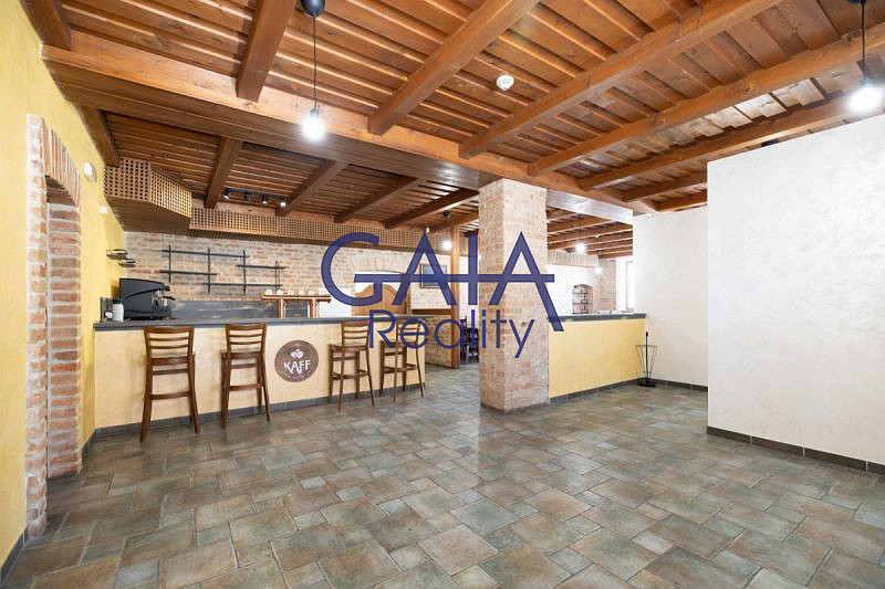 Prodej ubytovacího objektu 922 m² – fotografie 3