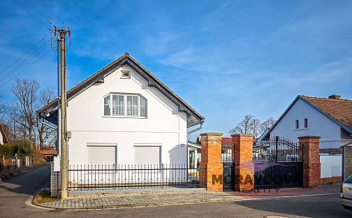 Prodej domu 250 m² s pozemkem 1 710 m², Žižkova, Pardubice - Svítkov