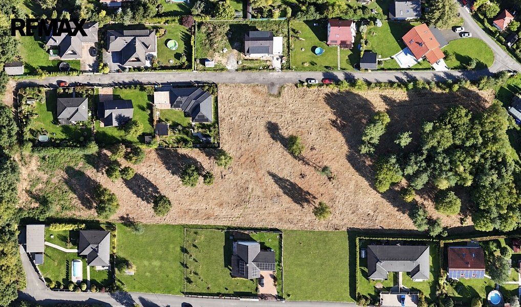 Prodej stavebního pozemku 1 000 m², Březí – náhled fotky 3
