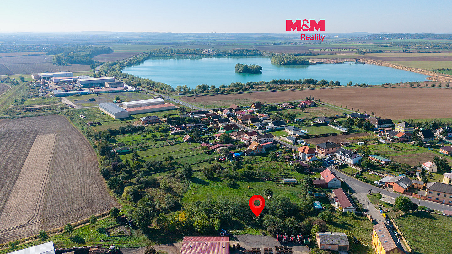 Prodej stavebního pozemku 2 984 m²