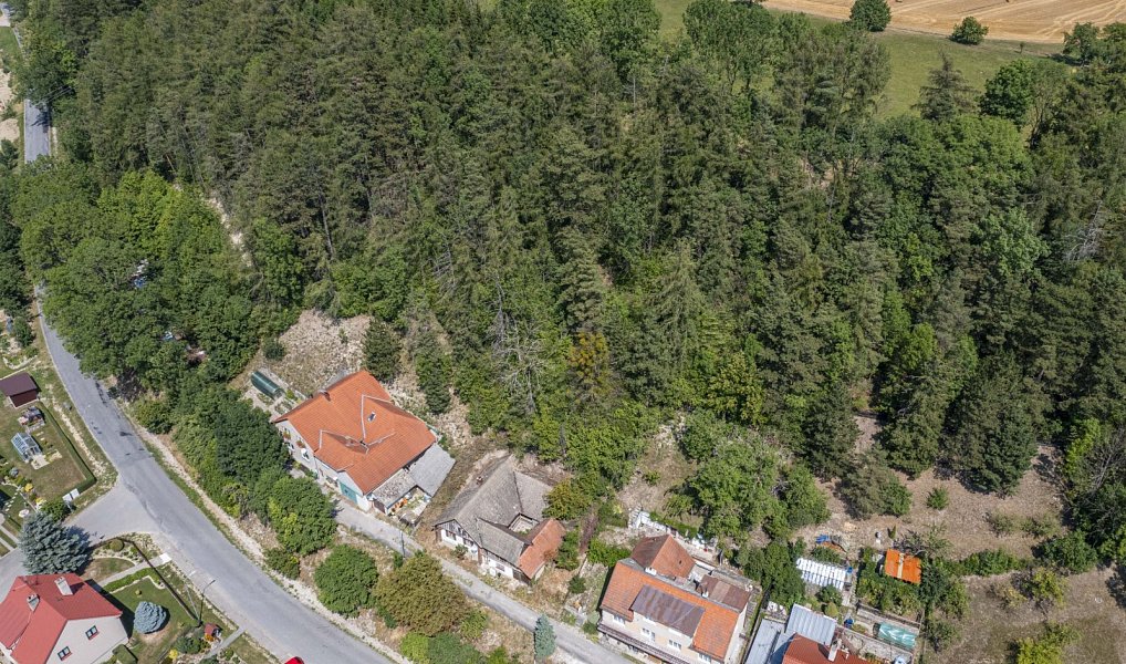 Prodej domu 352 m² s pozemkem 1 087 m², Lubná – náhled fotky 15