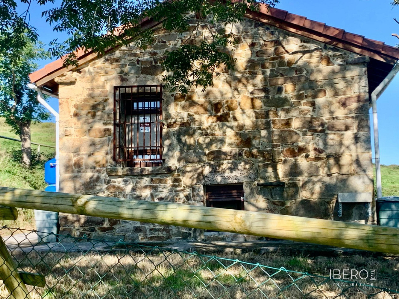 Prodej domu 90 m² s pozemkem 20 199 m²