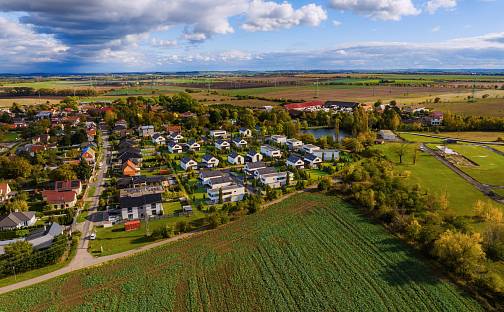 Prodej stavebního pozemku 726 m², Mstětická, Čelákovice - Záluží, okres Praha-východ