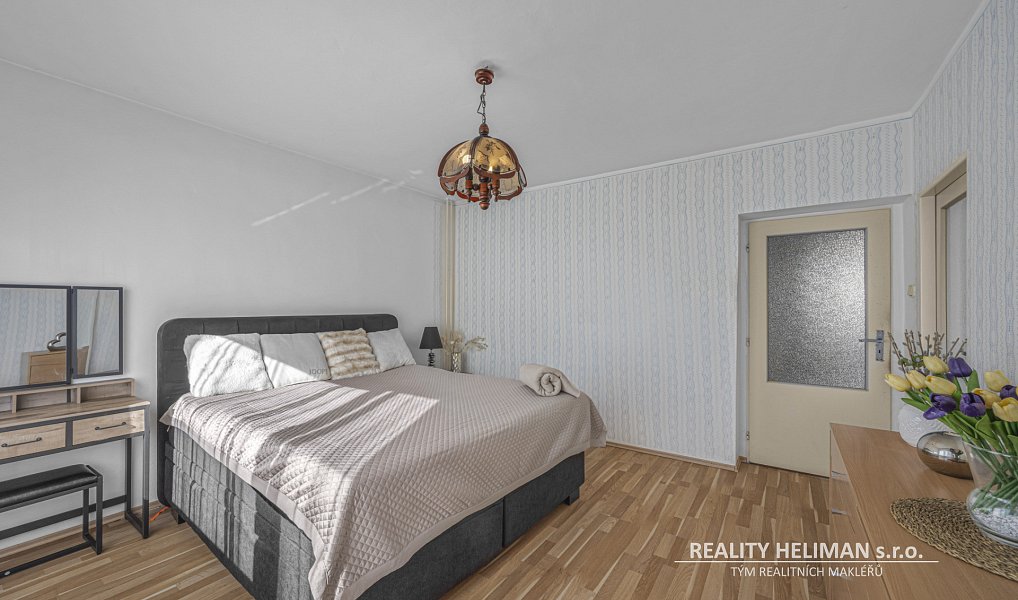 Prodej domu 393 m² s pozemkem 775 m², Líbeznice – náhled fotky 8