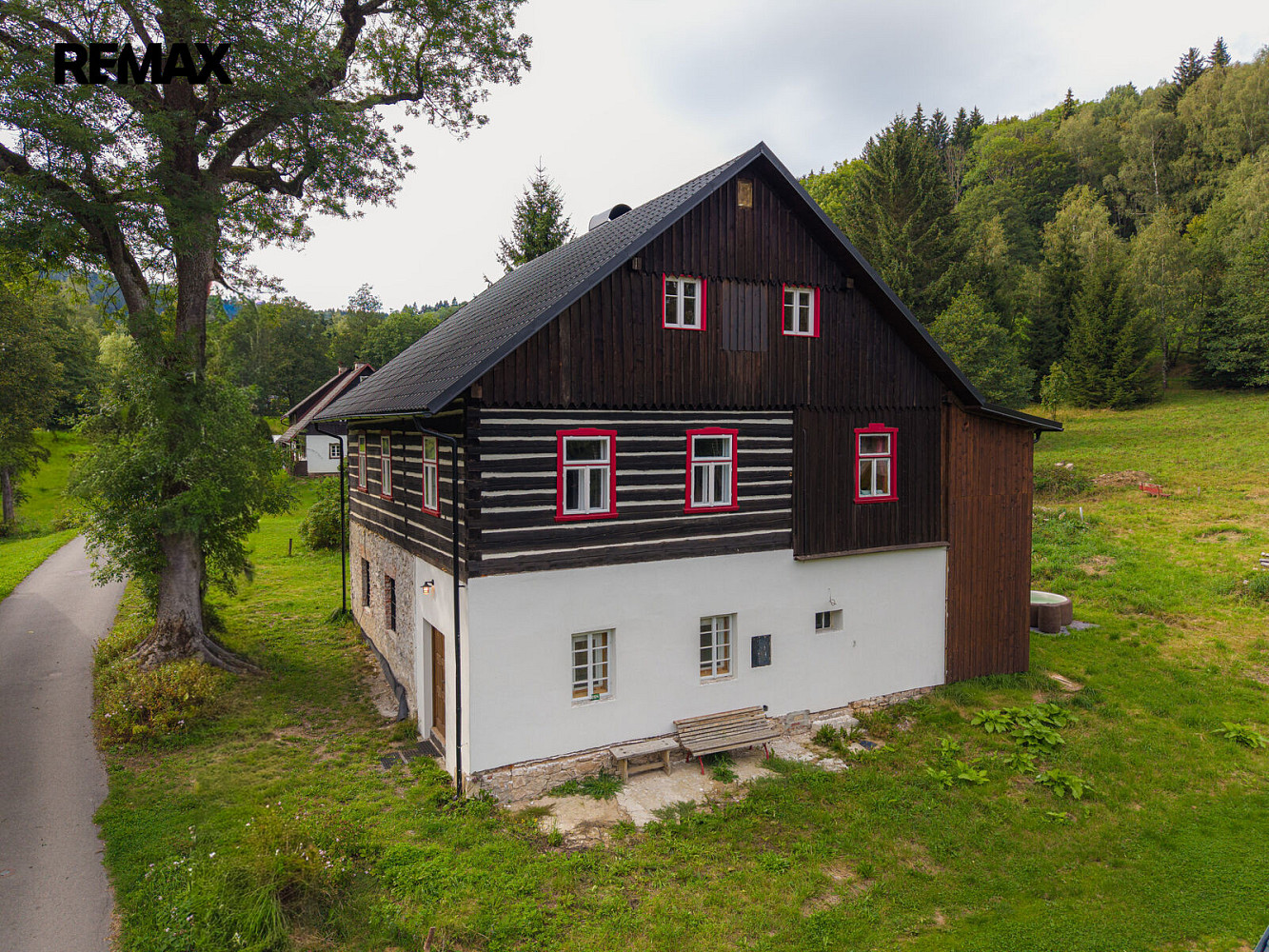 Prodej ubytovacího objektu 253 m²