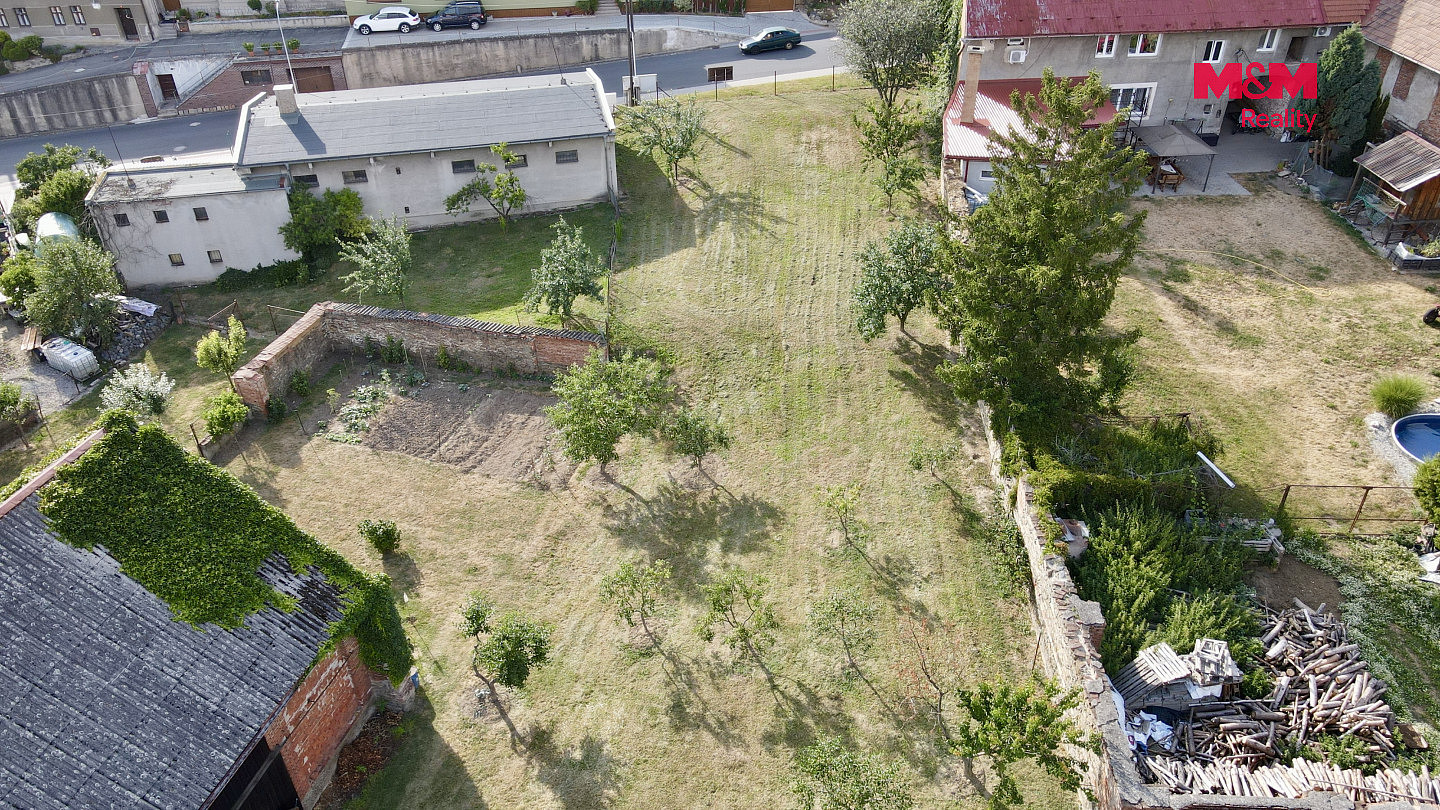 Prodej stavebního pozemku 590 m² — photo 4