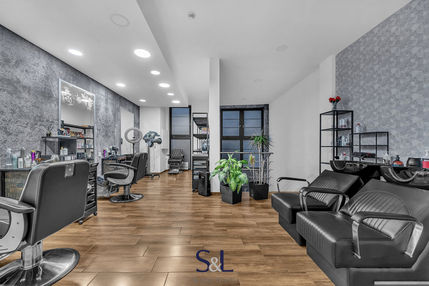 Pronájem obchodních prostor 153 m², Liberec