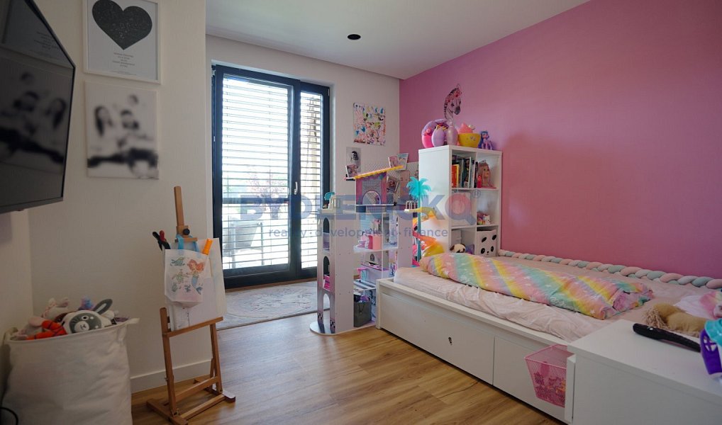 Prodej domu 219 m² s pozemkem 955 m², Dynín – náhled fotky 14