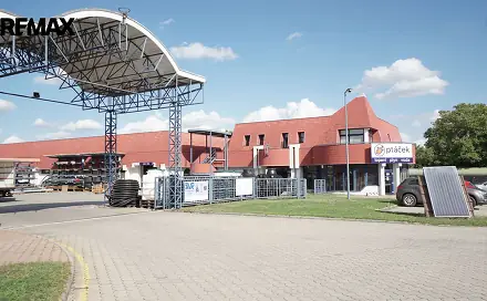 Pronájem skladovacích prostor 2 299 m², Hradecká, Staré Hradiště, okres Pardubice