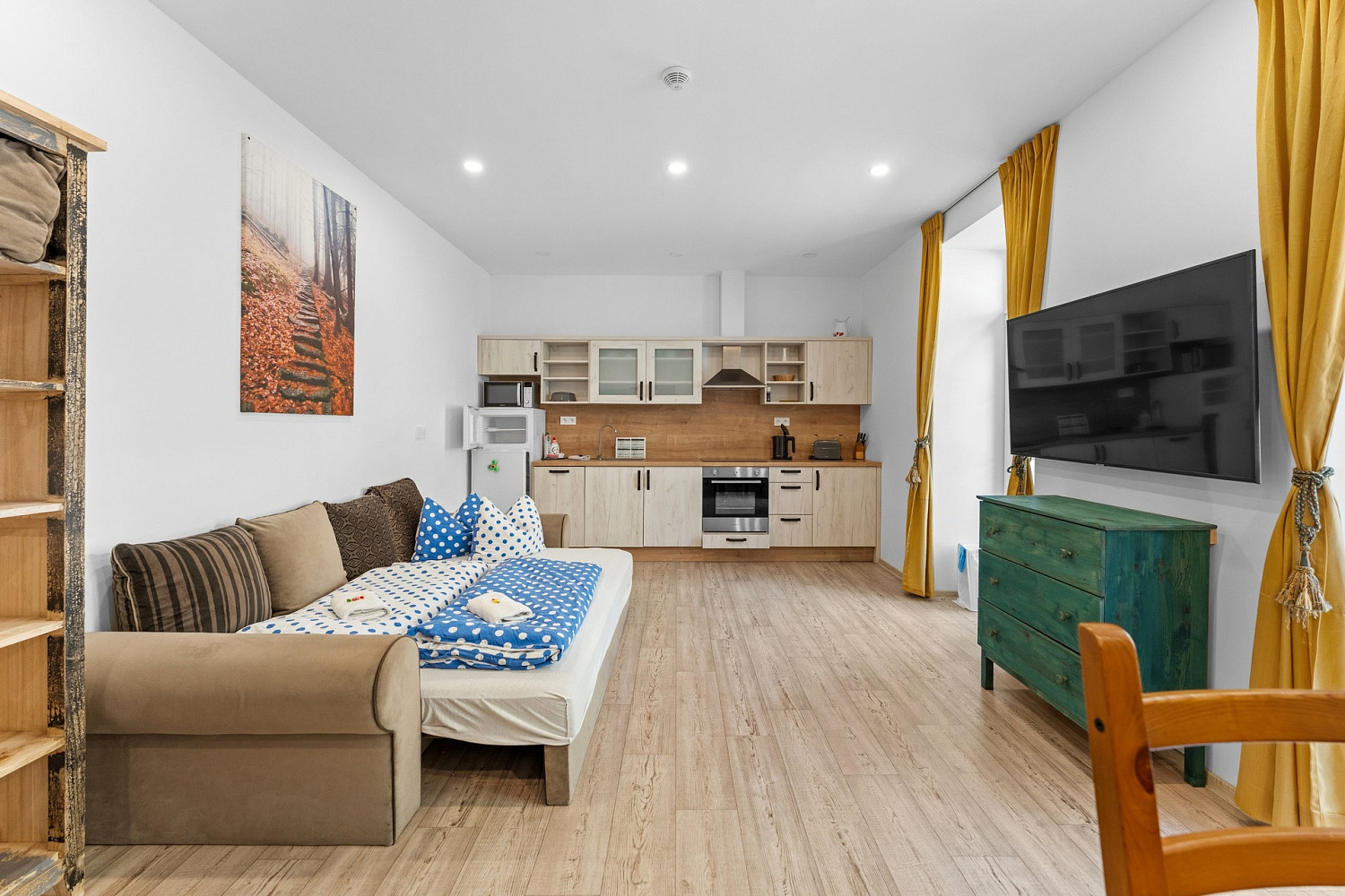 Prodej ubytovacího objektu 978 m² – fotografie 2