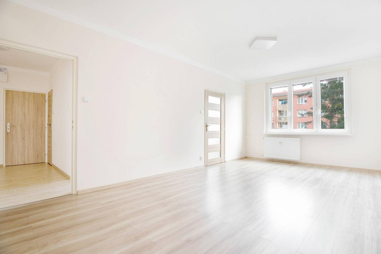 Pronájem bytu 2+1 67 m² – fotografie 3