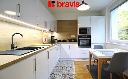 Pronájem bytu 2+1 58 m²