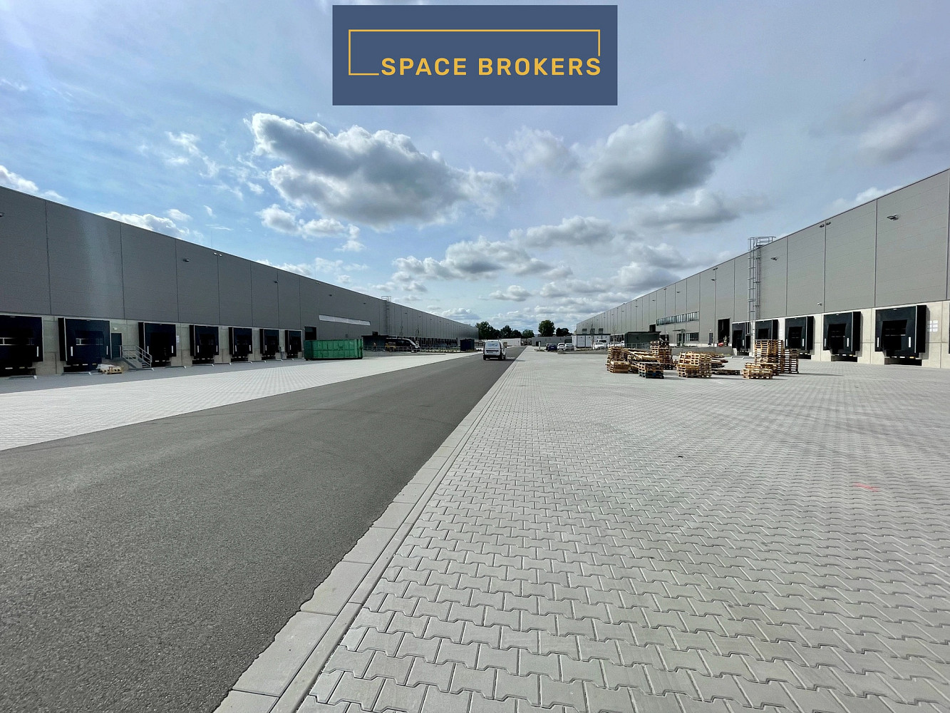 Pronájem skladovacích prostor 2 741 m²
